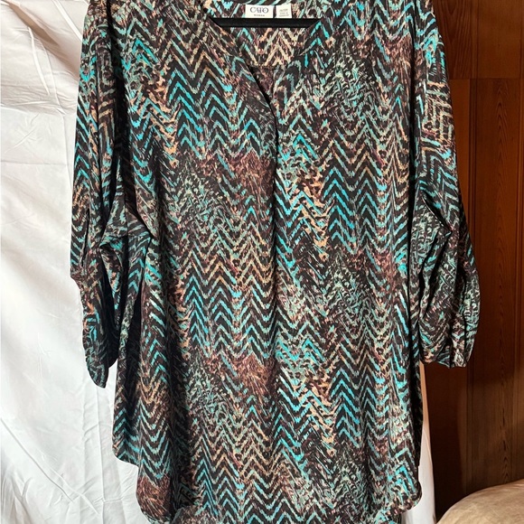 Cato Tops - Cato Woman Multicolor Chevron Print Tunic Top – Size 26/28W